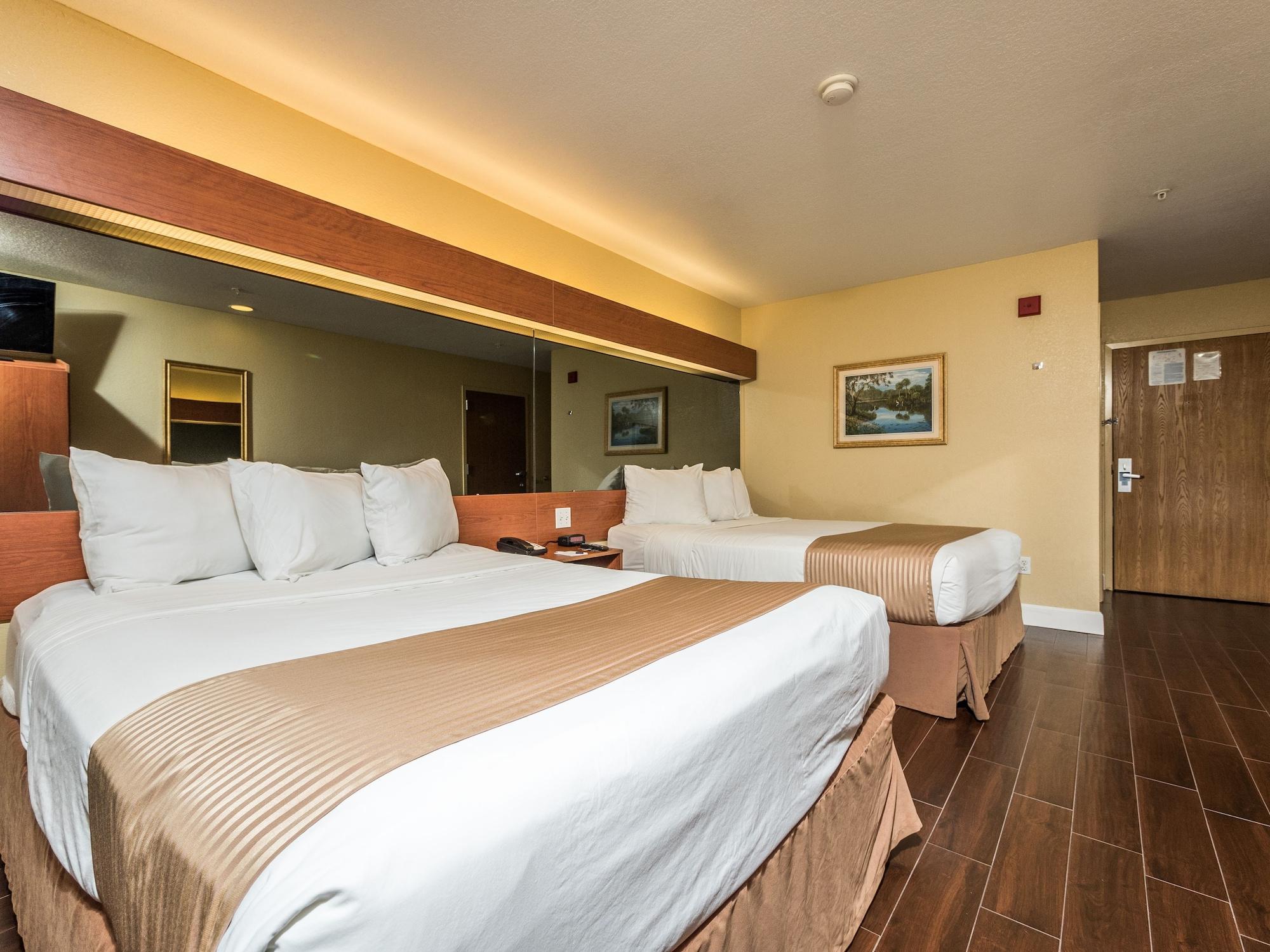 Microtel Inn And Suites Ocala Exterior photo