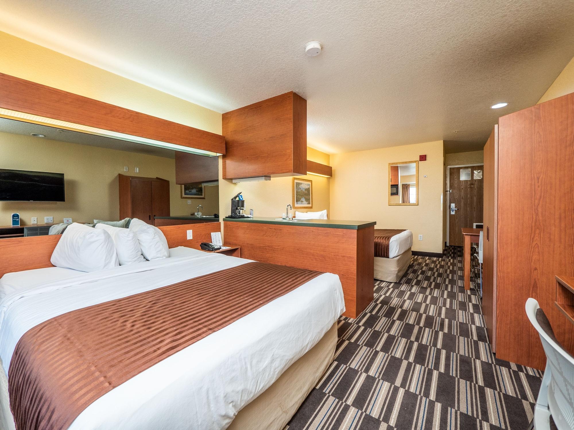 Microtel Inn And Suites Ocala Exterior photo