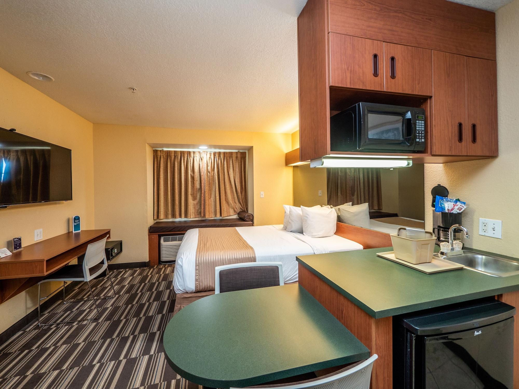 Microtel Inn And Suites Ocala Exterior photo